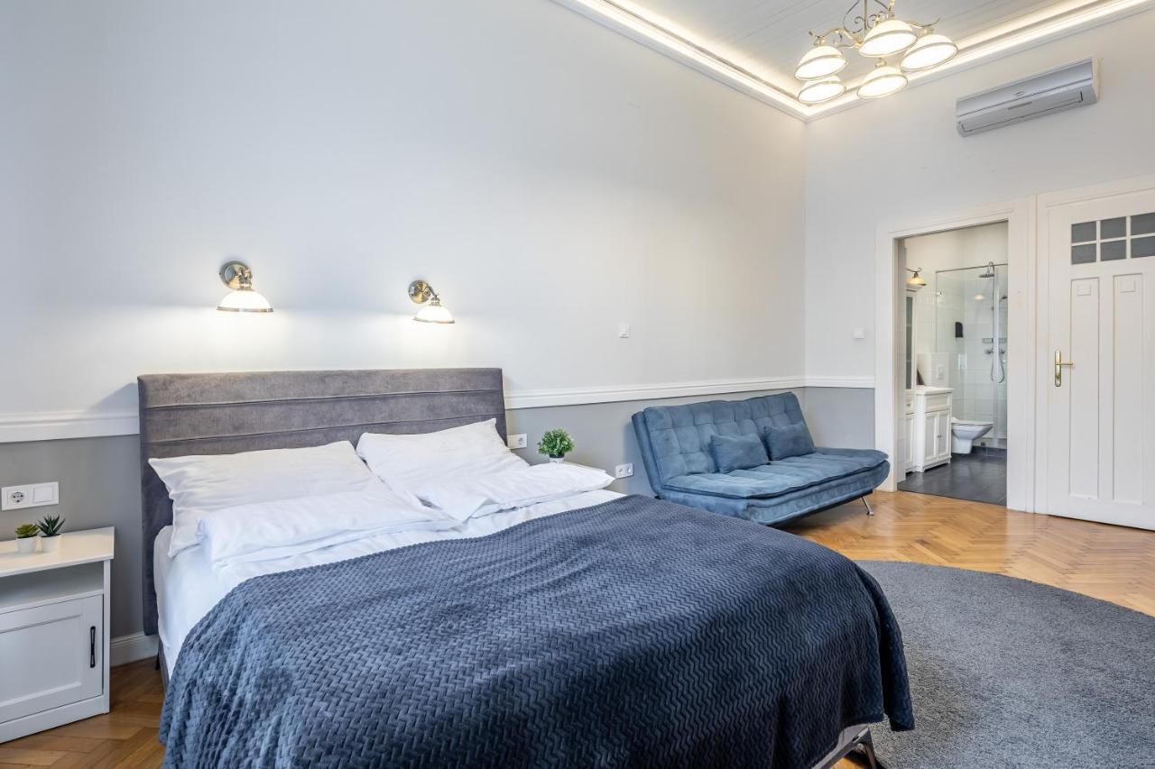 Luxurious Apartments At City Center Budapest Exterior foto