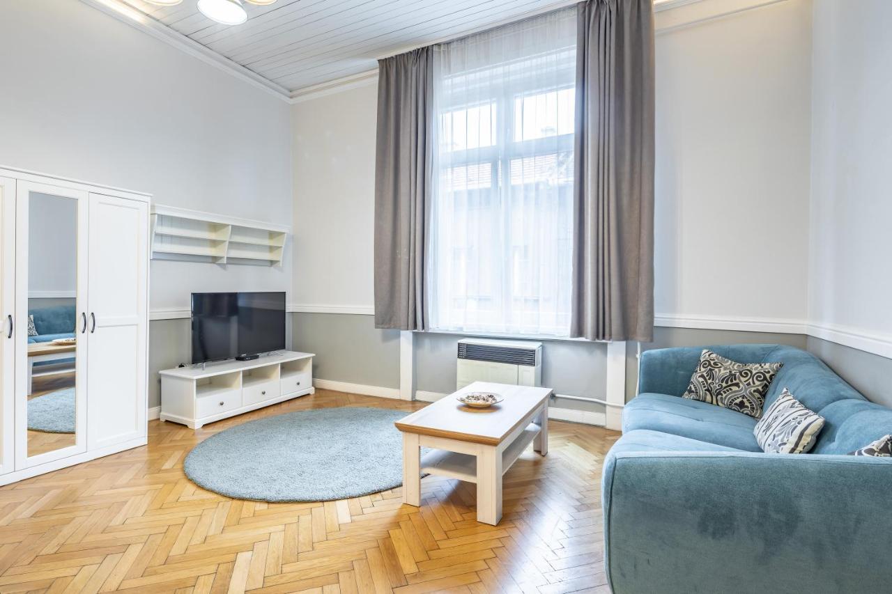 Luxurious Apartments At City Center Budapest Exterior foto