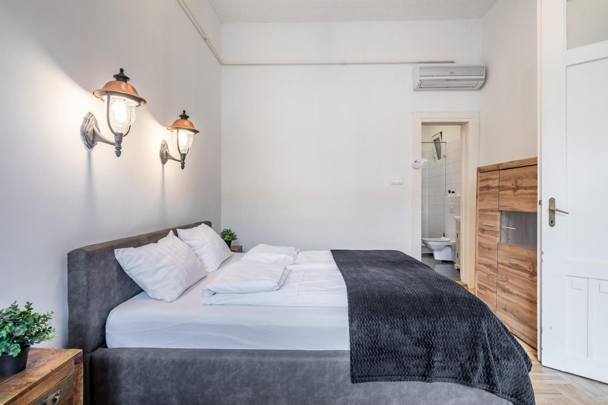 Luxurious Apartments At City Center Budapest Exterior foto